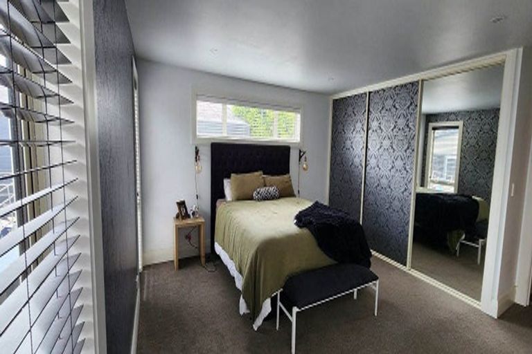 Photo of property in 225 West Belt, Rangiora, 7400