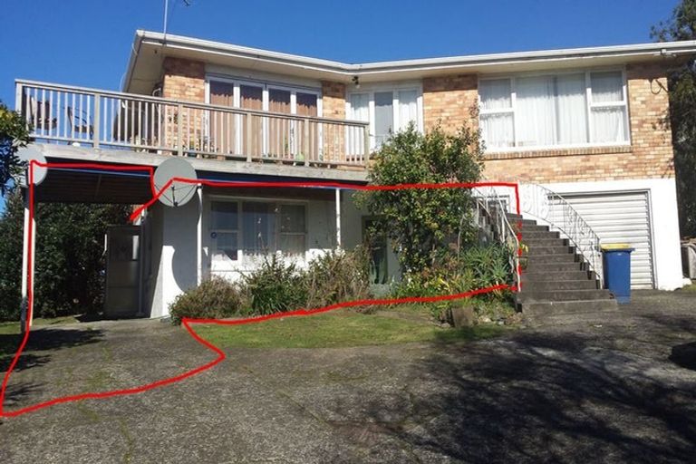 Photo of property in 18 Barron Drive, Green Bay, Auckland, 0604