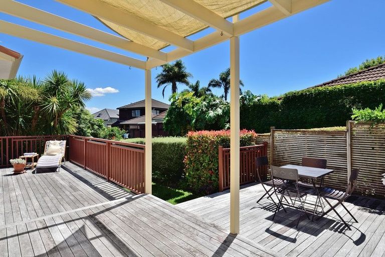 Photo of property in 1/85 Kowhai Road, Mairangi Bay, Auckland, 0630
