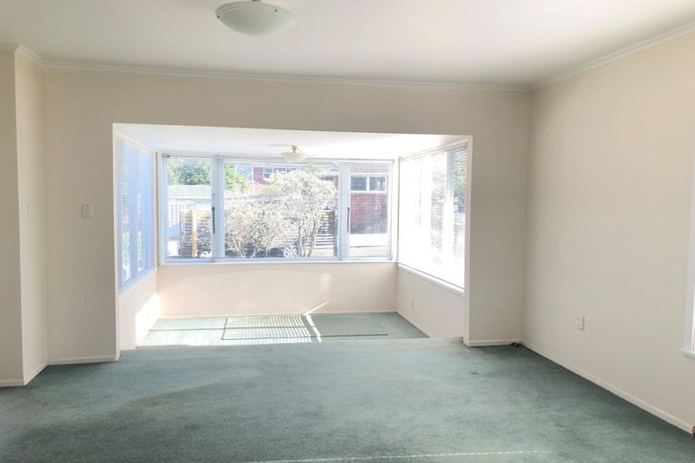 Photo of property in 1/56a Taharoto Road, Takapuna, Auckland, 0622