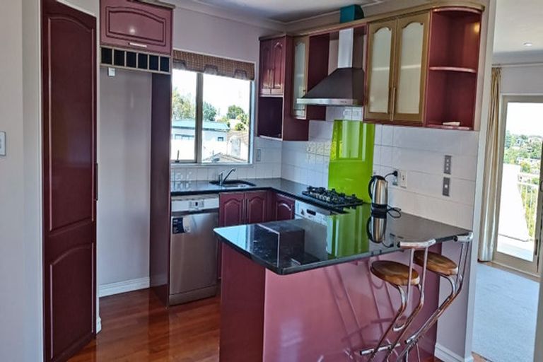 Photo of property in 11 Monarch Avenue, Hillcrest, Auckland, 0627