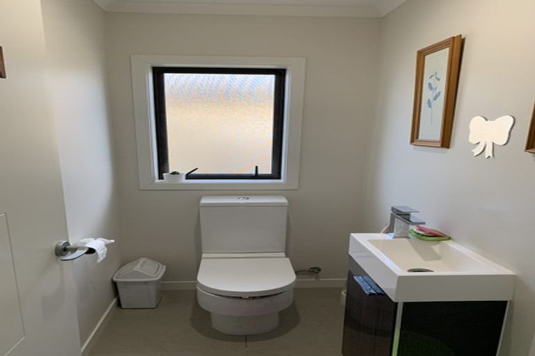 Photo of property in 37 Piwakawaka Court, Rototuna North, Hamilton, 3210