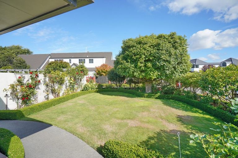 Photo of property in 19 Saint Pauls Place, Burwood, Christchurch, 8083