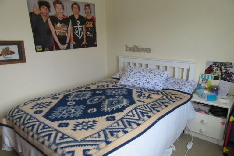 Photo of property in 8 Fergusson Street, Waterloo, Lower Hutt, 5011