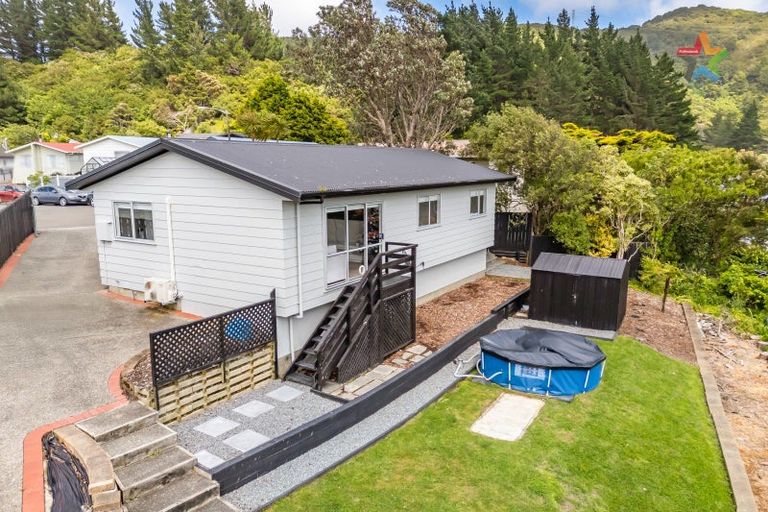 Photo of property in 26 Newburn Grove, Wainuiomata, Lower Hutt, 5014