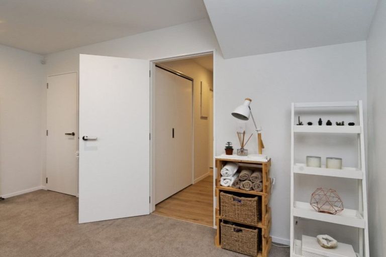 Photo of property in 19 Settlers Avenue, Hobsonville, Auckland, 0618