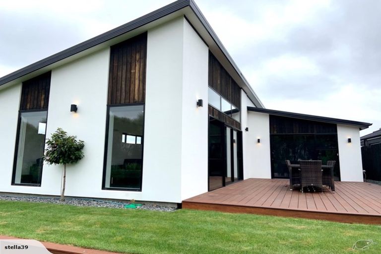 Photo of property in 29 Edwin Ebbett Place, Wigram, Christchurch, 8025