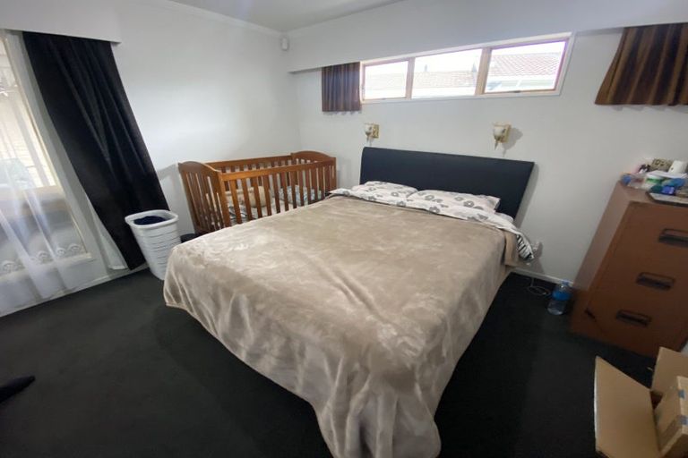 Photo of property in 12 Geraldine Crescent, Cloverlea, Palmerston North, 4412