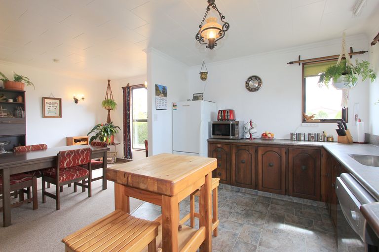 Photo of property in 2 Hillside Terrace, Witherlea, Blenheim, 7201