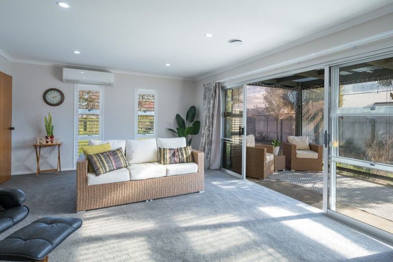 Photo of property in 6 Waimea West Road, Brightwater, 7022