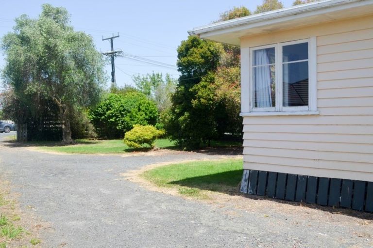 Photo of property in 15 Ferry Road, Waipu, 0510