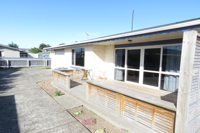 Photo of property in 67 Martin Street, Strathern, Invercargill, 9812