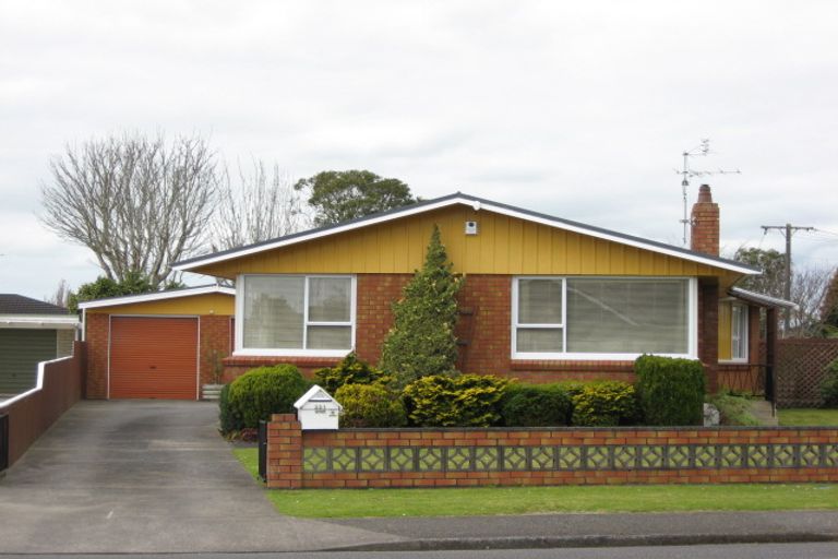 Photo of property in 231 Mangorei Road, Merrilands, New Plymouth, 4312