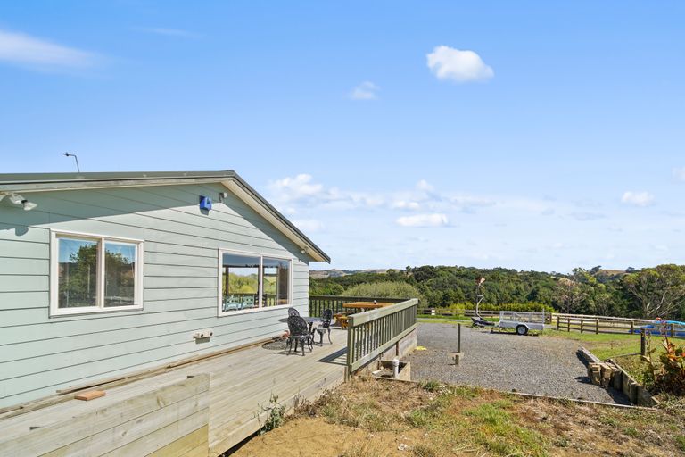 Photo of property in 28 Fielding Road, Awhitu, Waiuku, 2684