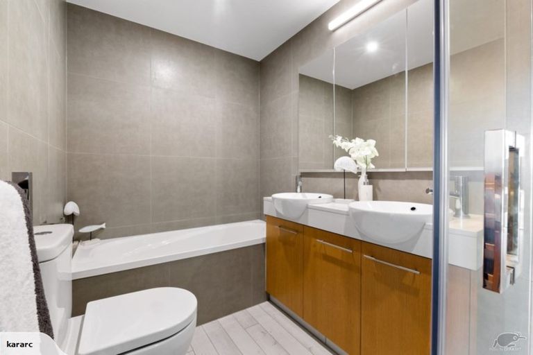 Photo of property in 302/252 Centreway Road, Orewa, 0931