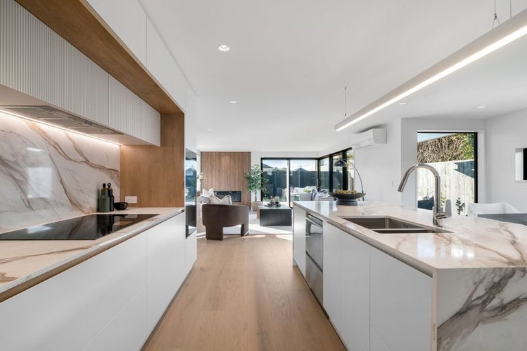 Photo of property in 70a Wai-iti Terrace, Bryndwr, Christchurch, 8052