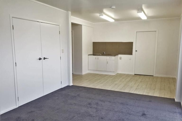 Photo of property in 7 Binda Place, Botany Downs, Auckland, 2010