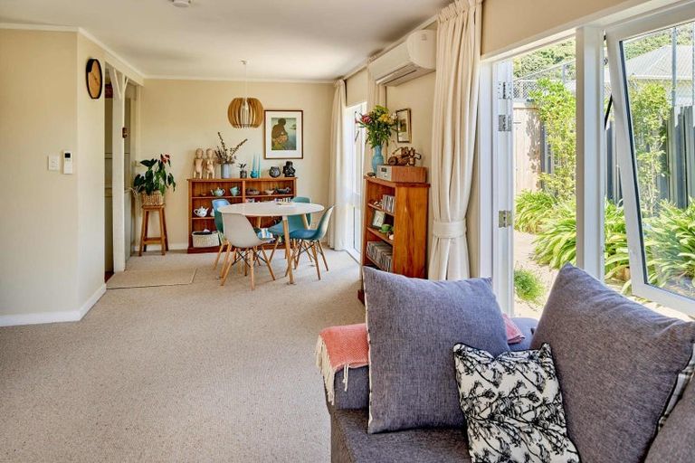 Photo of property in 7/354 Muritai Road, Eastbourne, Lower Hutt, 5013