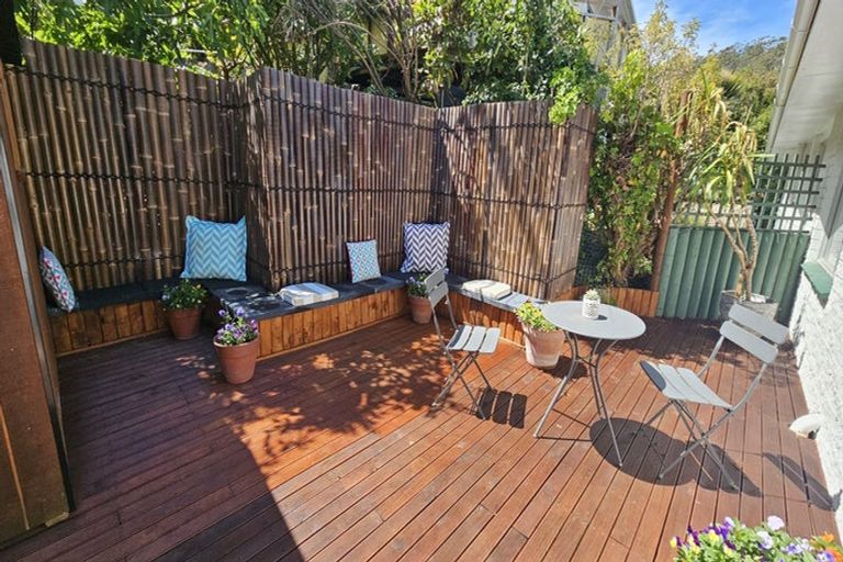 Photo of property in 1/94 Oxford Street, Lyttelton, 8082