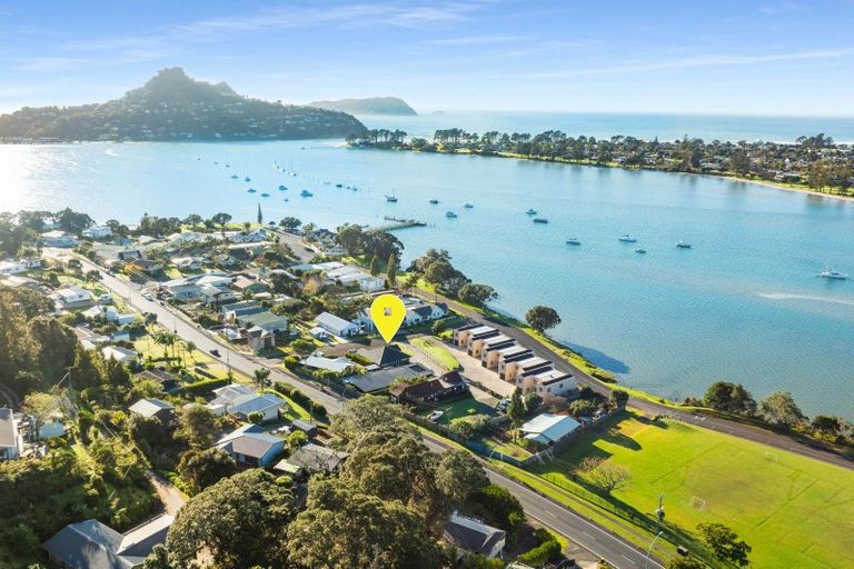 Photo of property in 8 Grey Avenue, Tairua, 3508