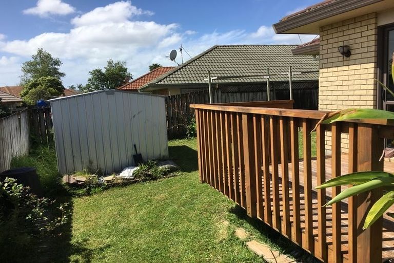 Photo of property in 37 Robin Brooke Drive, Flat Bush, Auckland, 2019