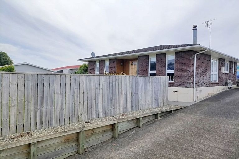 Photo of property in 7 Oleander Place, Bell Block, New Plymouth, 4312