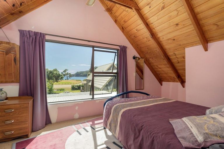 Photo of property in 21a Harsant Avenue, Hahei, Whitianga, 3591