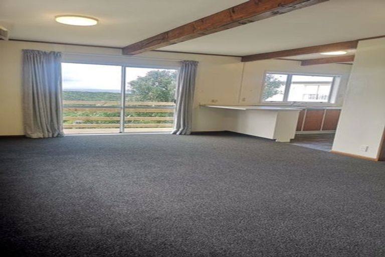 Photo of property in 64a Baylands Drive, Newlands, Wellington, 6037