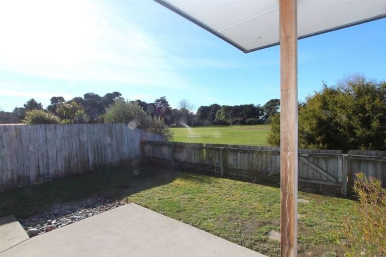 Photo of property in 339 Keyes Road, New Brighton, Christchurch, 8083