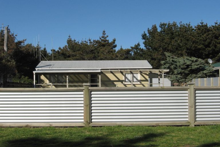 Photo of property in 62 Himatangi Street, Himatangi Beach, Foxton, 4891