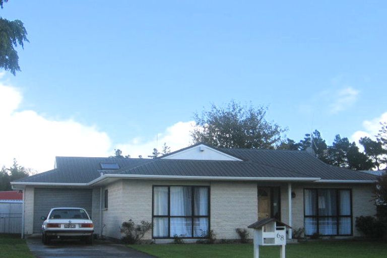 Photo of property in 68 Newton Place, Westbrook, Palmerston North, 4412