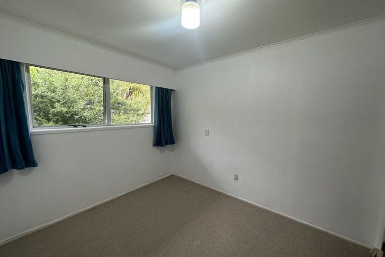 Photo of property in 1/14 Lake Road, Northcote, Auckland, 0627