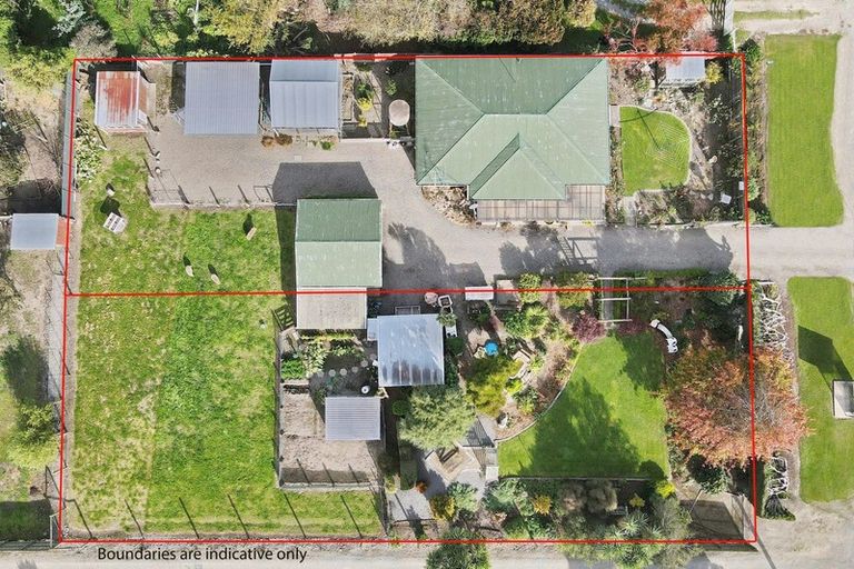 Photo of property in 49 Old Main Road North, Leithfield, Amberley, 7481