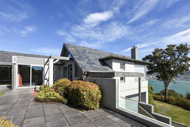 Photo of property in 17 Cornwall Street, Vauxhall, Dunedin, 9013