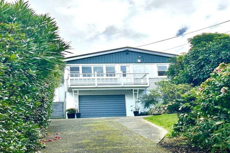 Photo of property in 29 Seatoun Heights Road, Miramar, Wellington, 6022