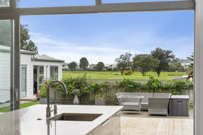 Photo of property in 140 Kiwi Road, Whangamata, 3620
