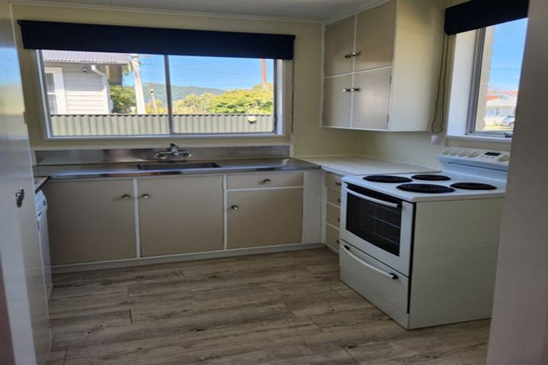 Photo of property in 1a Owen Street, Belmont, Lower Hutt, 5010