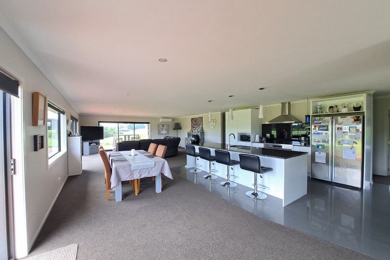 Photo of property in 119 Henwood Road, Paraite, New Plymouth, 4372