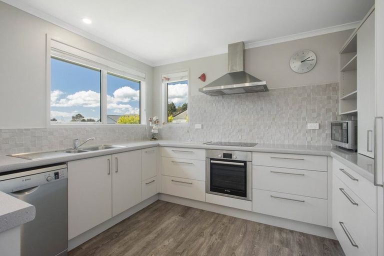 Photo of property in 4 Long Acre Close, Katikati, 3129