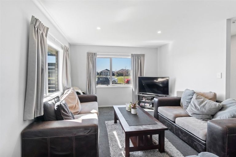 Photo of property in 22 Hannington Way, Rolleston, 7615