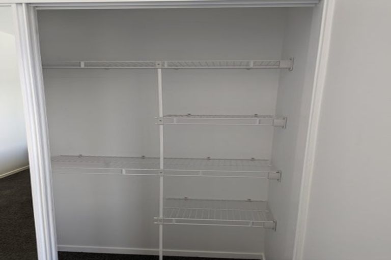 Photo of property in 73 Te Puketoka Lane, Mangere, Auckland, 2022