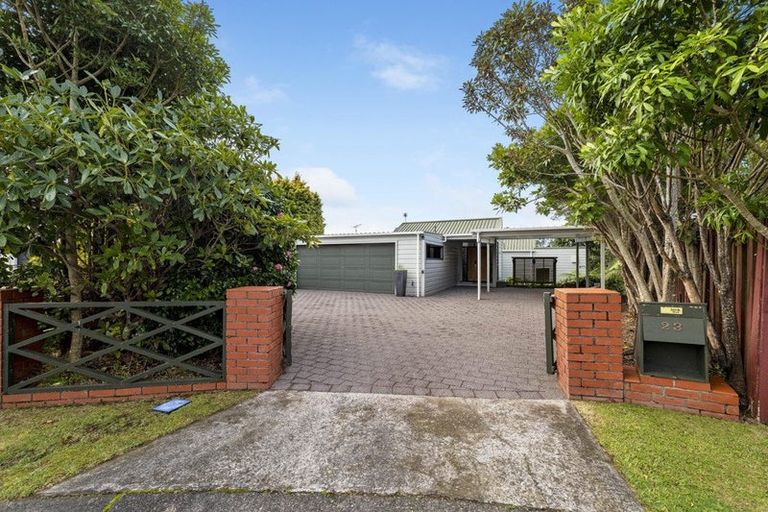Photo of property in 23 Montana Place, Merrilands, New Plymouth, 4312