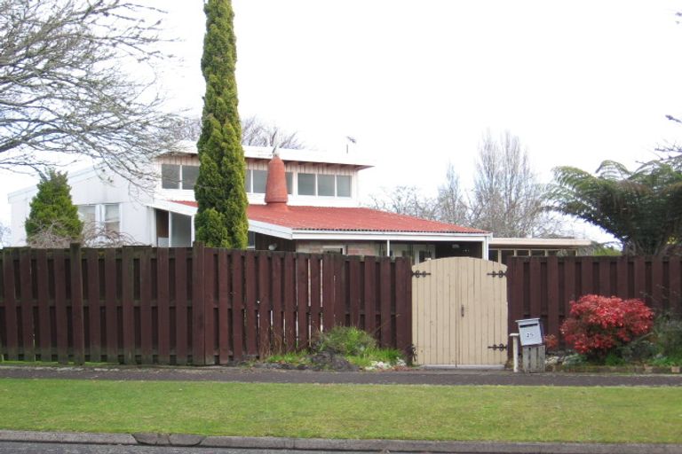 Photo of property in 25 Queenwood Avenue, Queenwood, Hamilton, 3210