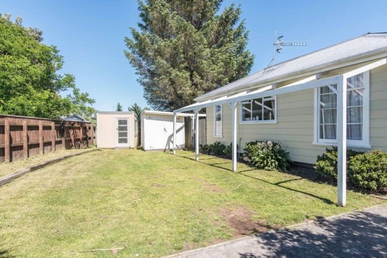 Photo of property in 34 Linwood Drive, Paraparaumu, 5032