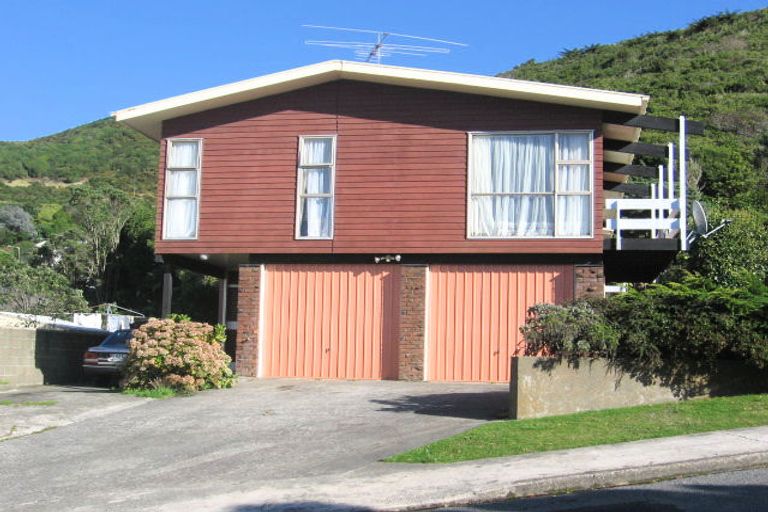 Photo of property in 3 Old Coach Road, Johnsonville, Wellington, 6037
