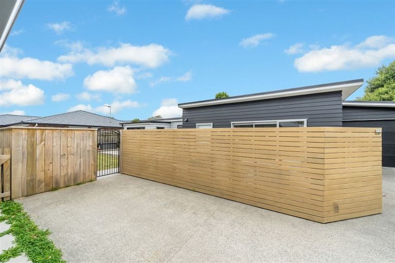 Photo of property in 75b Ward Street, Wallaceville, Upper Hutt, 5018