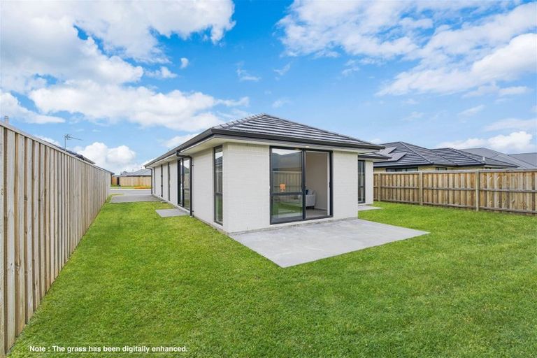 Photo of property in 20 Broadway Parade, Rolleston, 7615
