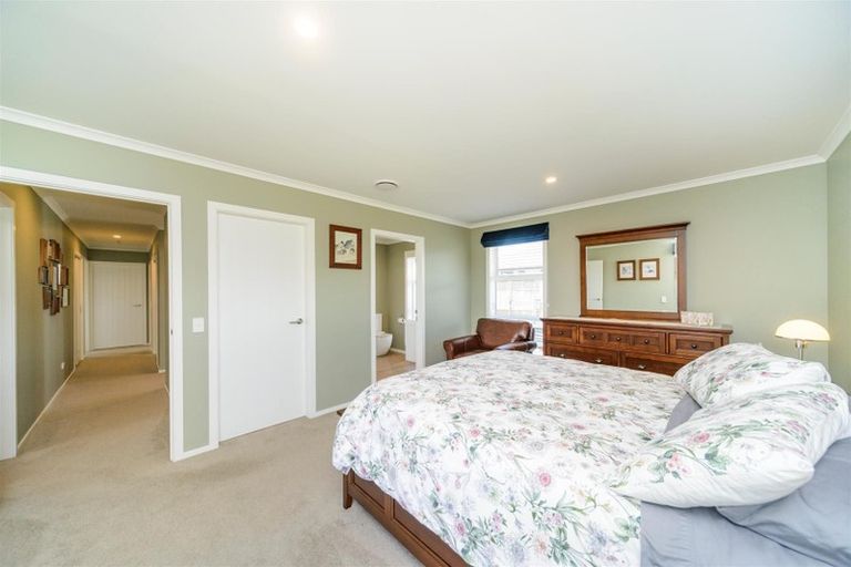 Photo of property in 19 George Street, Bulls, 4818