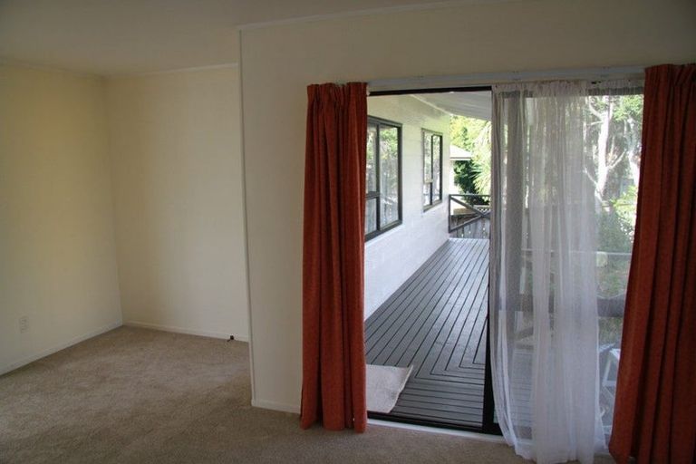 Photo of property in 3/39 Larne Avenue, Pakuranga Heights, Auckland, 2010