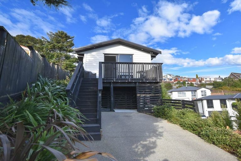 Photo of property in 21 Brugh Place, Andersons Bay, Dunedin, 9013
